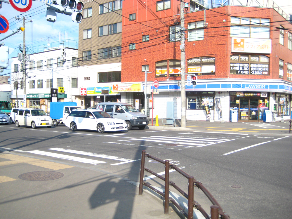 目印の「ローソンさん」です。イメージ